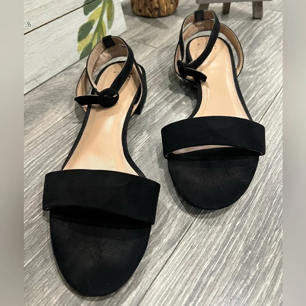 A New Day Small Block Heel Black Faux Suede Ankle Strap Sandals in Black. 8.5
